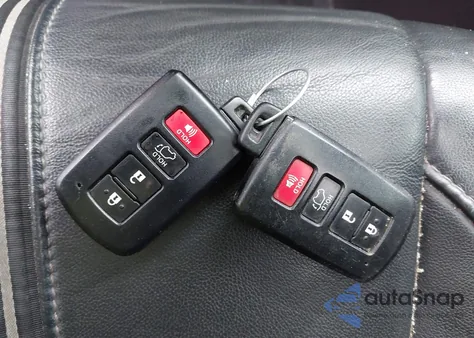 2017 Toyota Highlander Se from USA, damaged, VIN 5TDJZRFH0HS449120